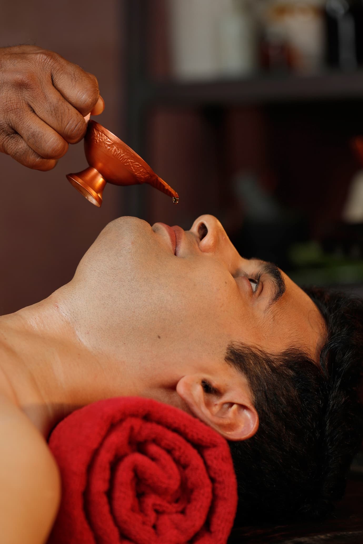 Ayurvedic eye care therapy at Sanyom Ayurveda